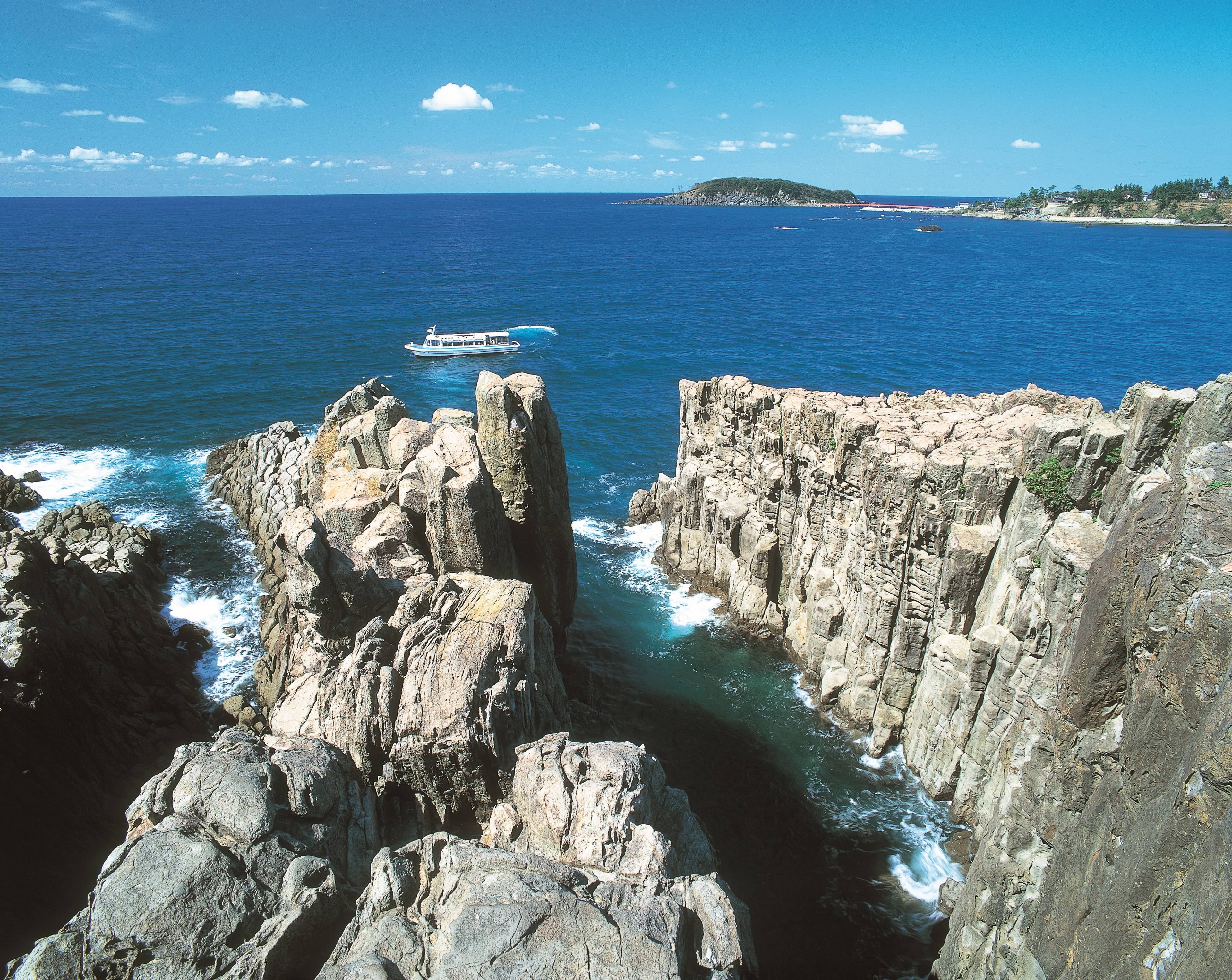 Tojinbo Cliffs