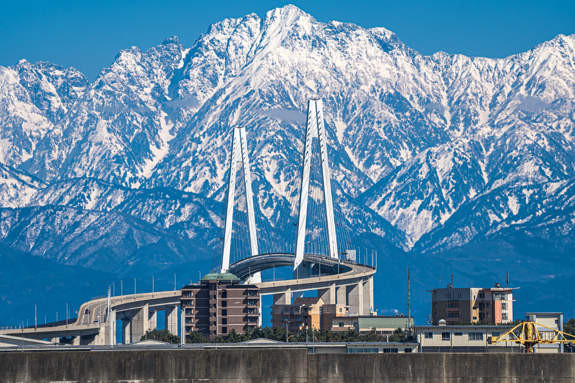 Compact city where industry and nature coexist
