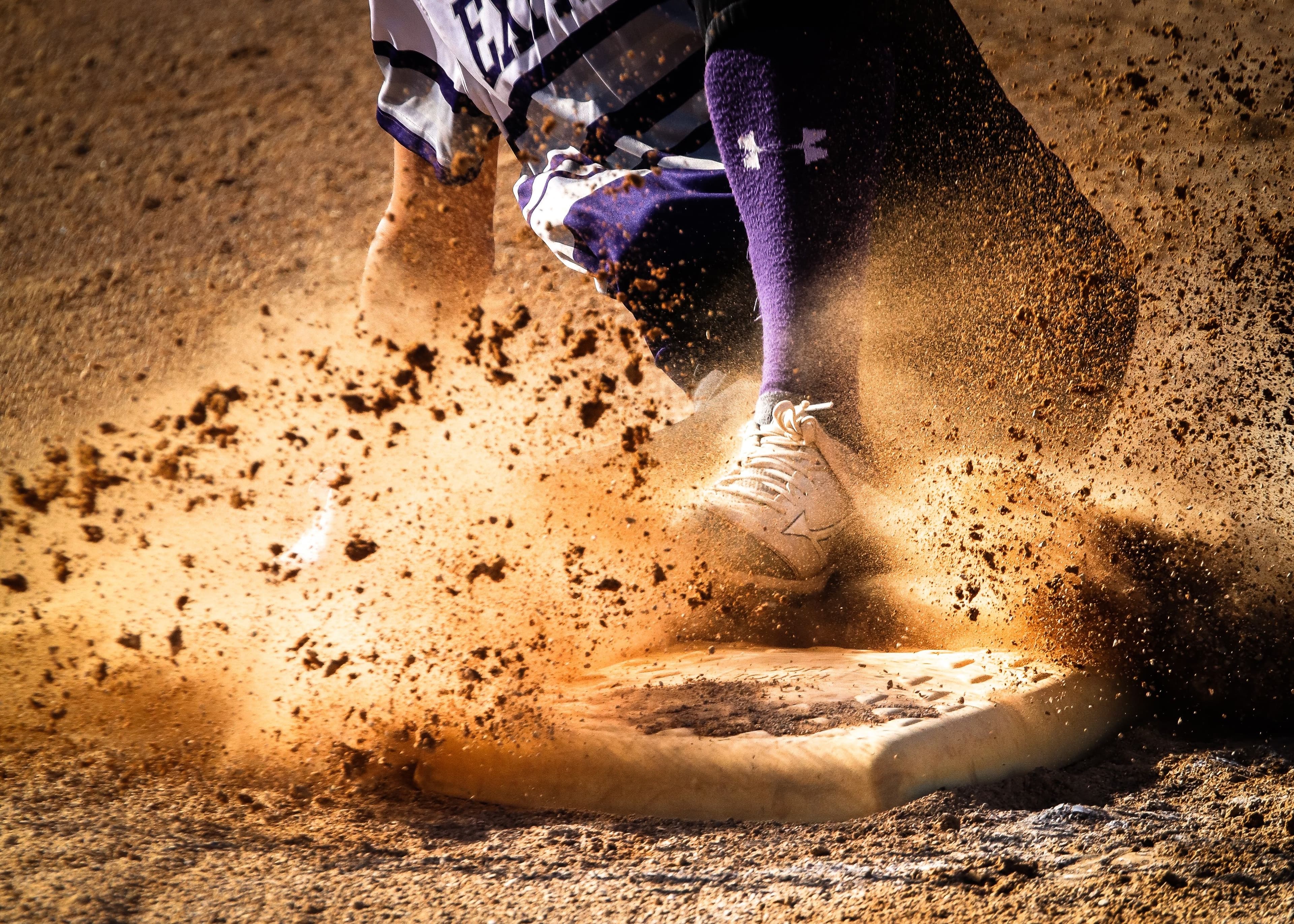 Mizuno's strategy to create hit products by analyzing high school students